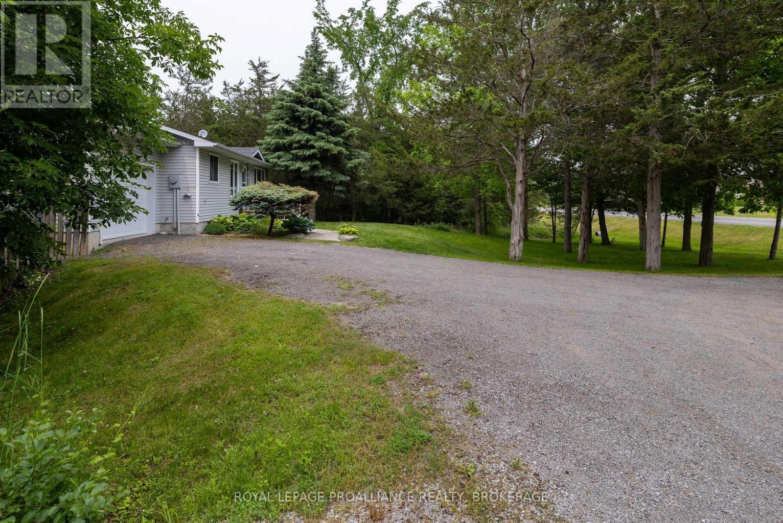 












1223 COUNTY ROAD 9

,
Greater Napanee (Greater Napanee),




Ontario
K7R3K8

