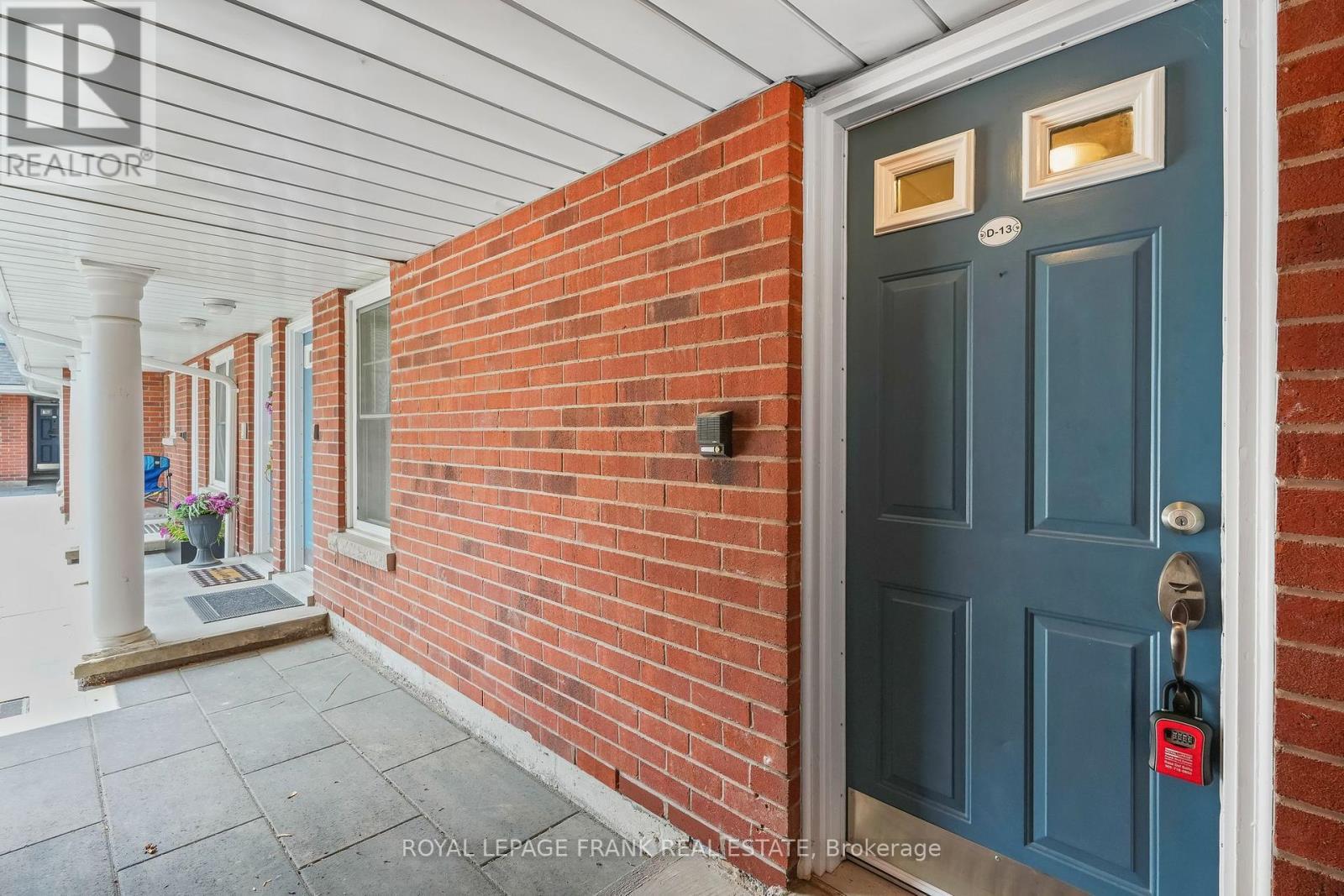 












D-13 - 1663 NASH ROAD

,
Clarington (Courtice),




Ontario
L1E1S8

