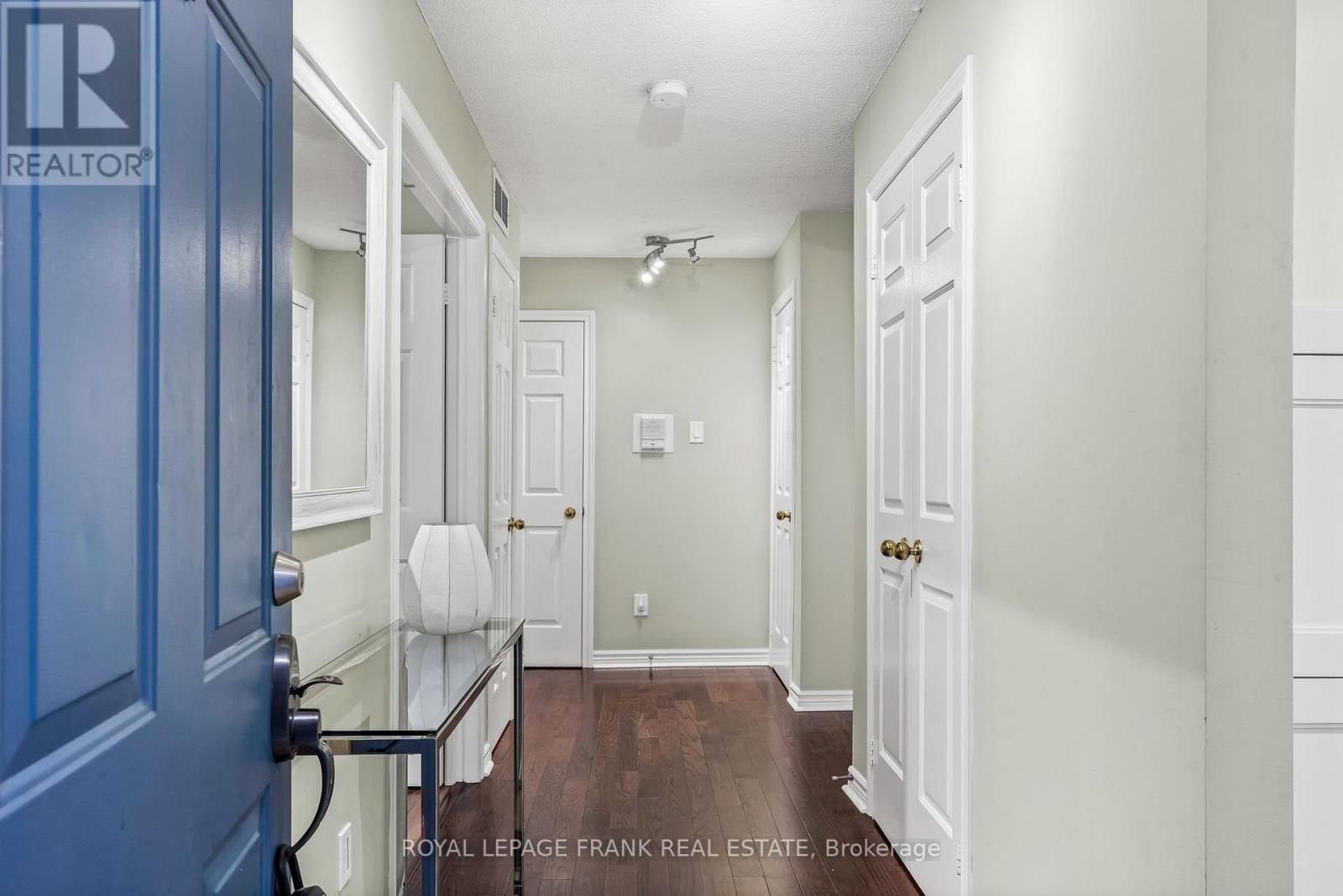 












D-13 - 1663 NASH ROAD

,
Clarington (Courtice),




Ontario
L1E1S8

