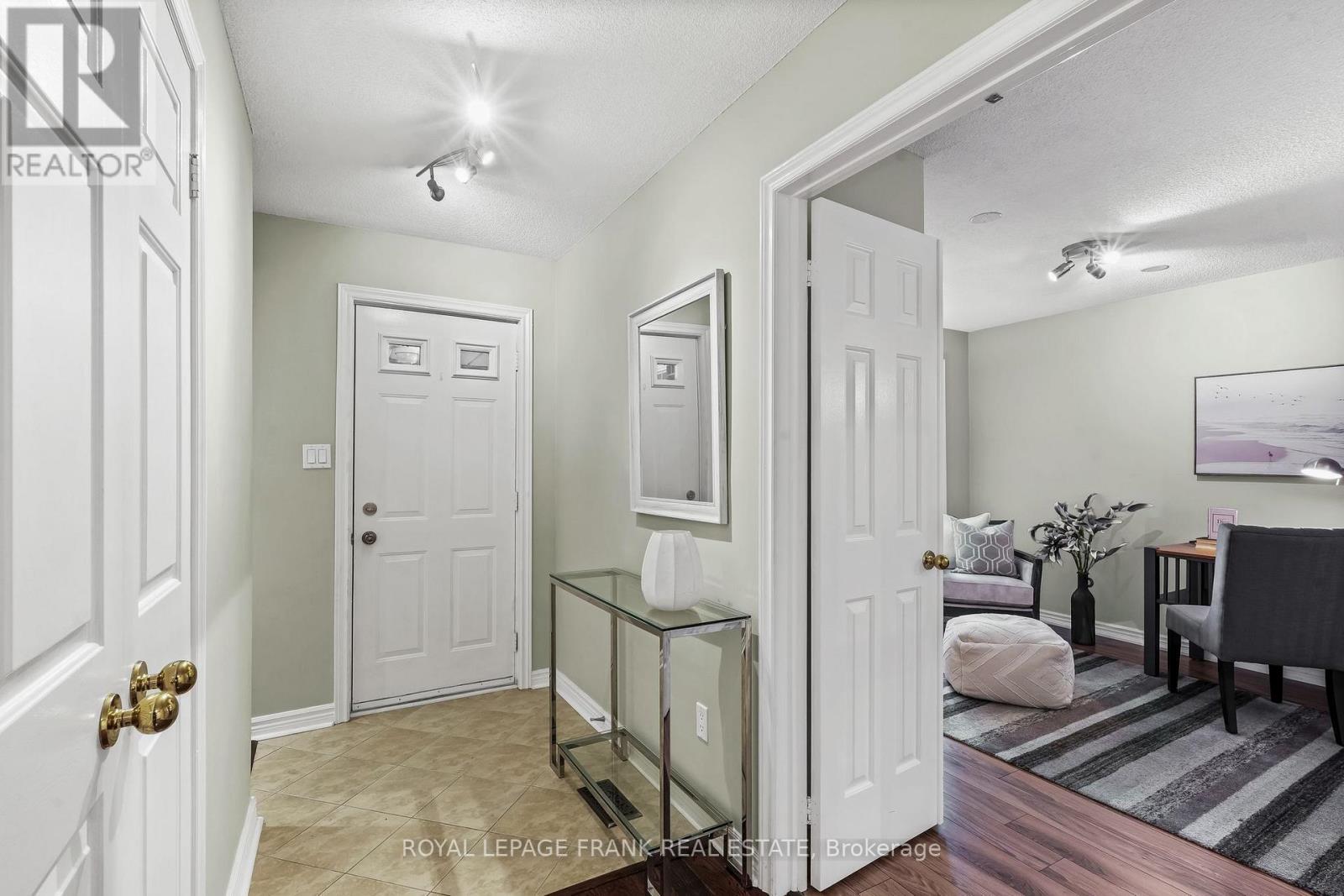 












D-13 - 1663 NASH ROAD

,
Clarington (Courtice),




Ontario
L1E1S8

