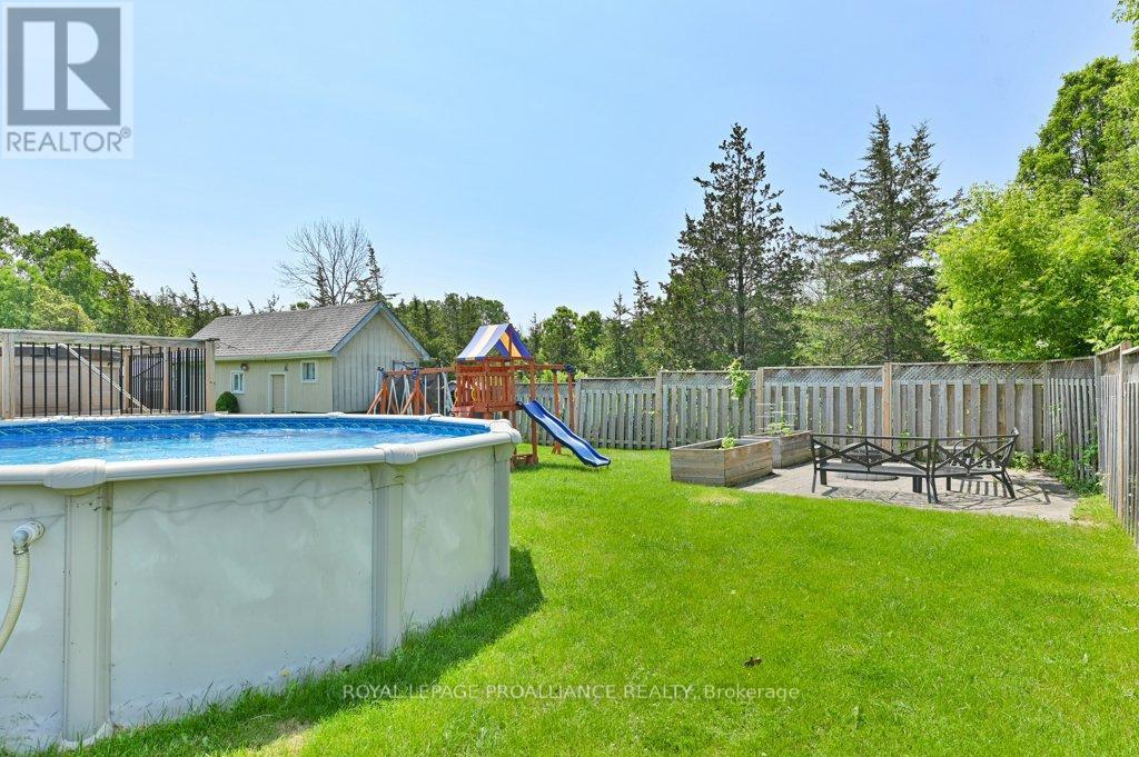 












105A&B BERNARD LONG ROAD

,
Quinte West (Trenton Ward),




Ontario
K8V5P6

