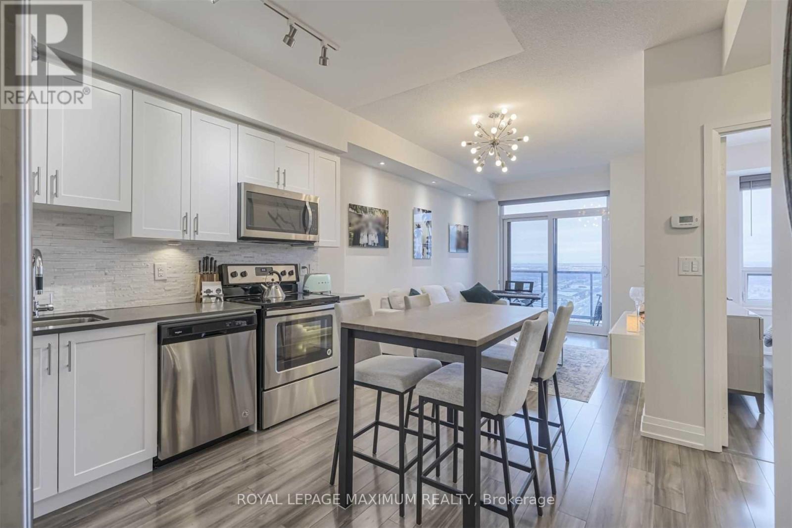












2507 - 3700 HIGHWAY 7 ROAD W

,
Vaughan,




Ontario
L4L0G8

