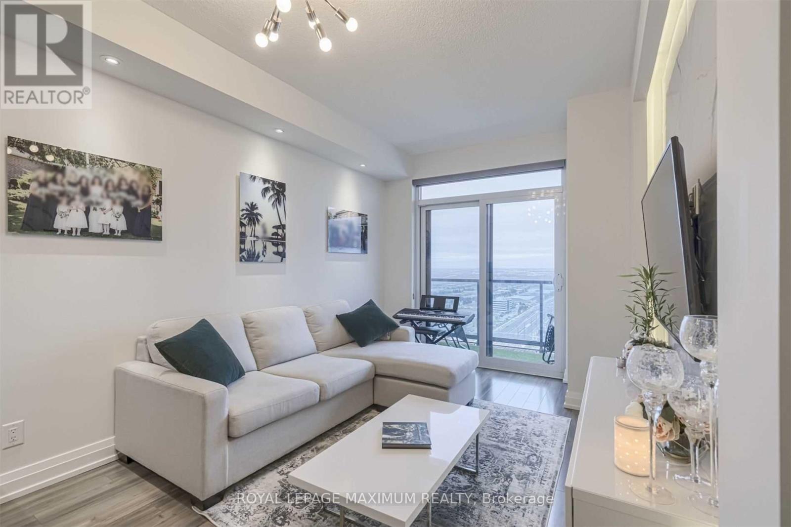 












2507 - 3700 HIGHWAY 7 ROAD W

,
Vaughan,




Ontario
L4L0G8


