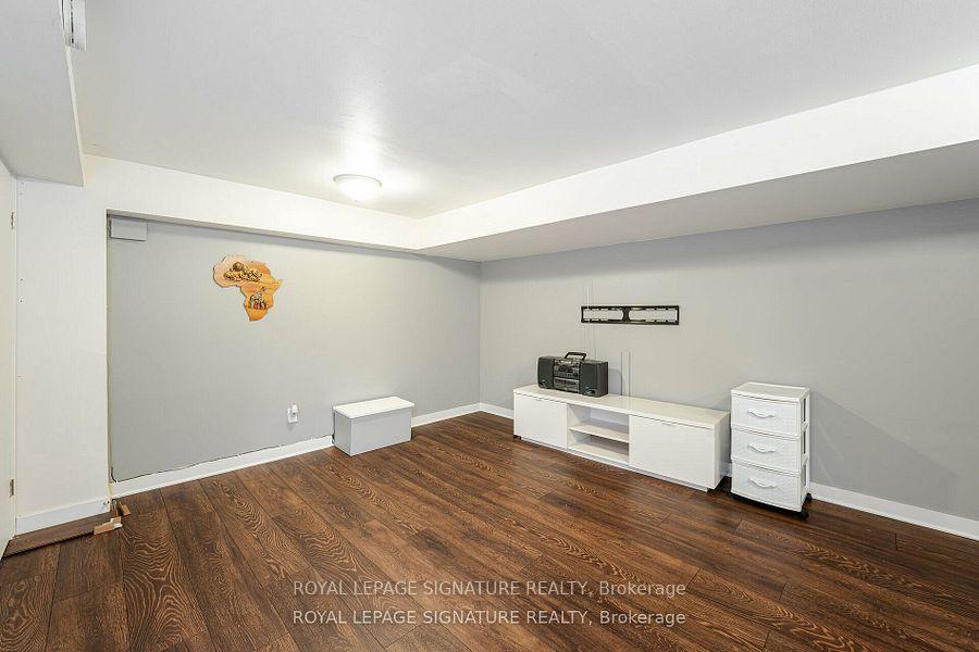 









89


Shier

Drive, 2,
Toronto,




ON
M1J 2T1

