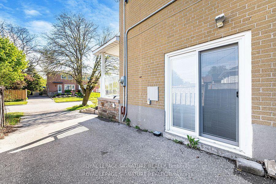 









89


Shier

Drive, 2,
Toronto,




ON
M1J 2T1

