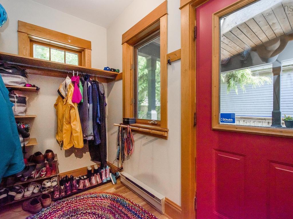 












1589 Larch Street

,
Halifax,




NS
B3H 3W9

