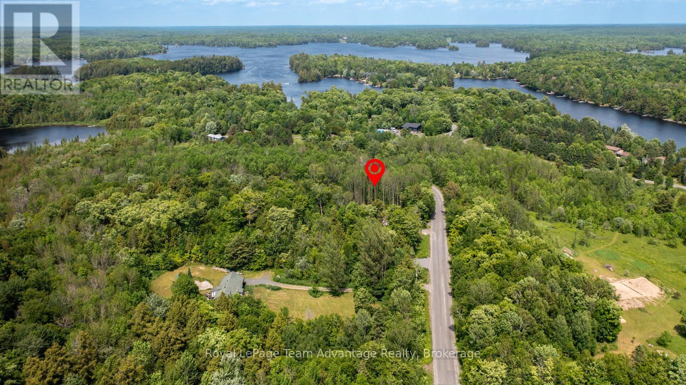 












40 SUNNYSHORE PARK DRIVE

,
McKellar,







Ontario
P2A0B5


