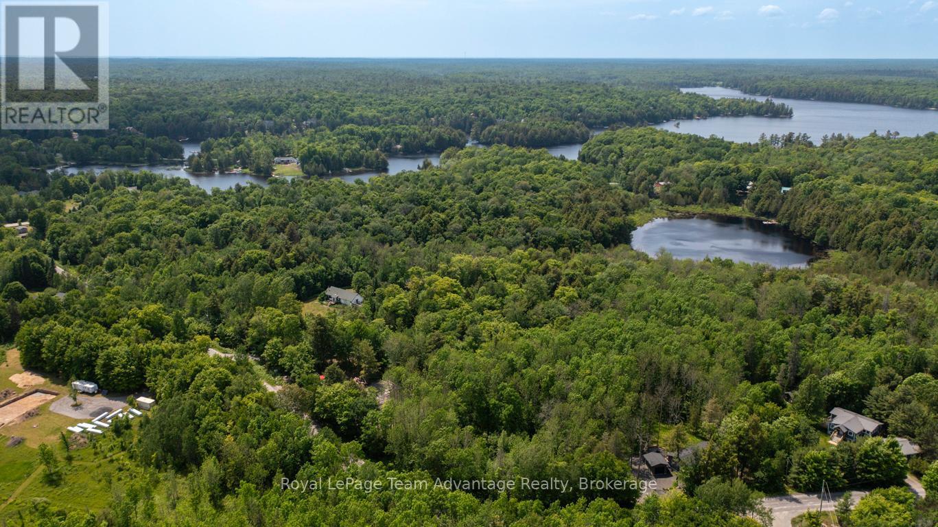 












40 SUNNYSHORE PARK DRIVE

,
McKellar,







Ontario
P2A0B5

