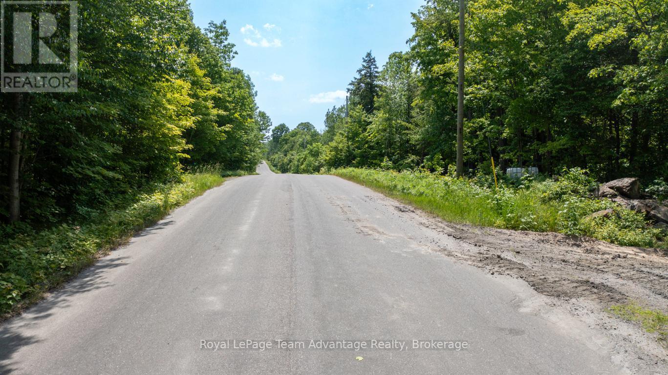 












40 SUNNYSHORE PARK DRIVE

,
McKellar,







Ontario
P2A0B5

