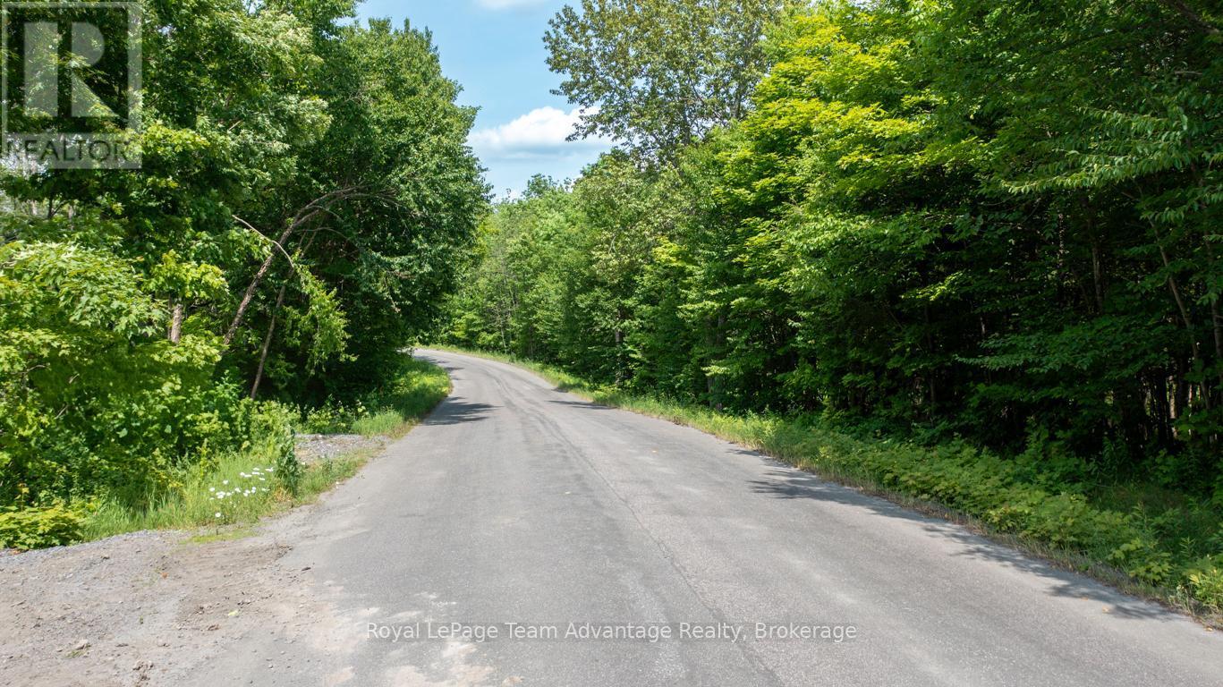 












40 SUNNYSHORE PARK DRIVE

,
McKellar,







Ontario
P2A0B5

