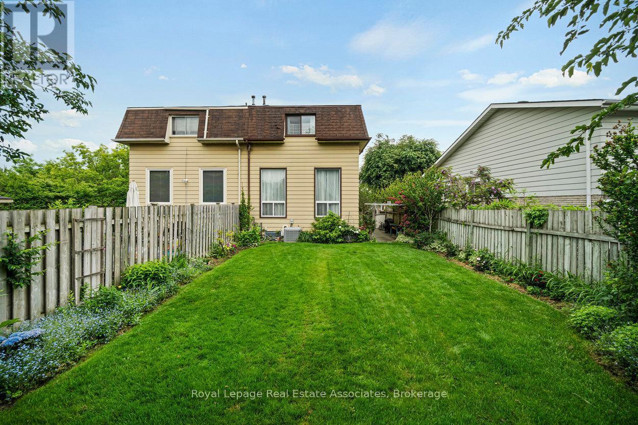 












4353 BRANDON GATE DRIVE

,
Mississauga,




Ontario
L4T3K6

