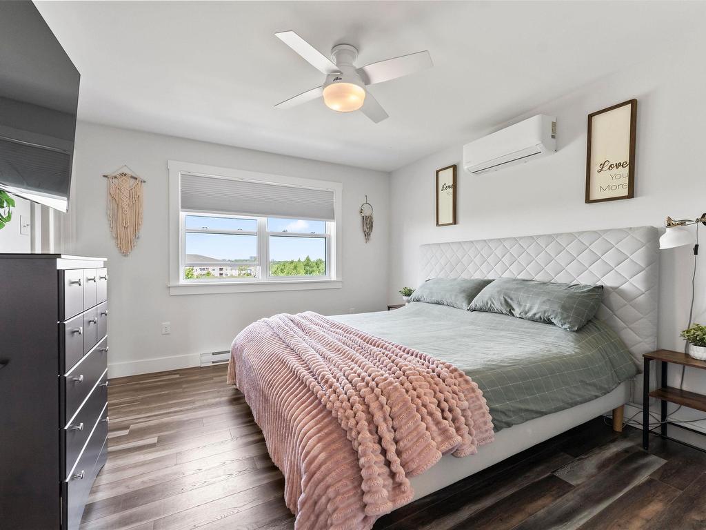 












24 Brick Lane

,
Halifax,




NS
B3P 0G4

