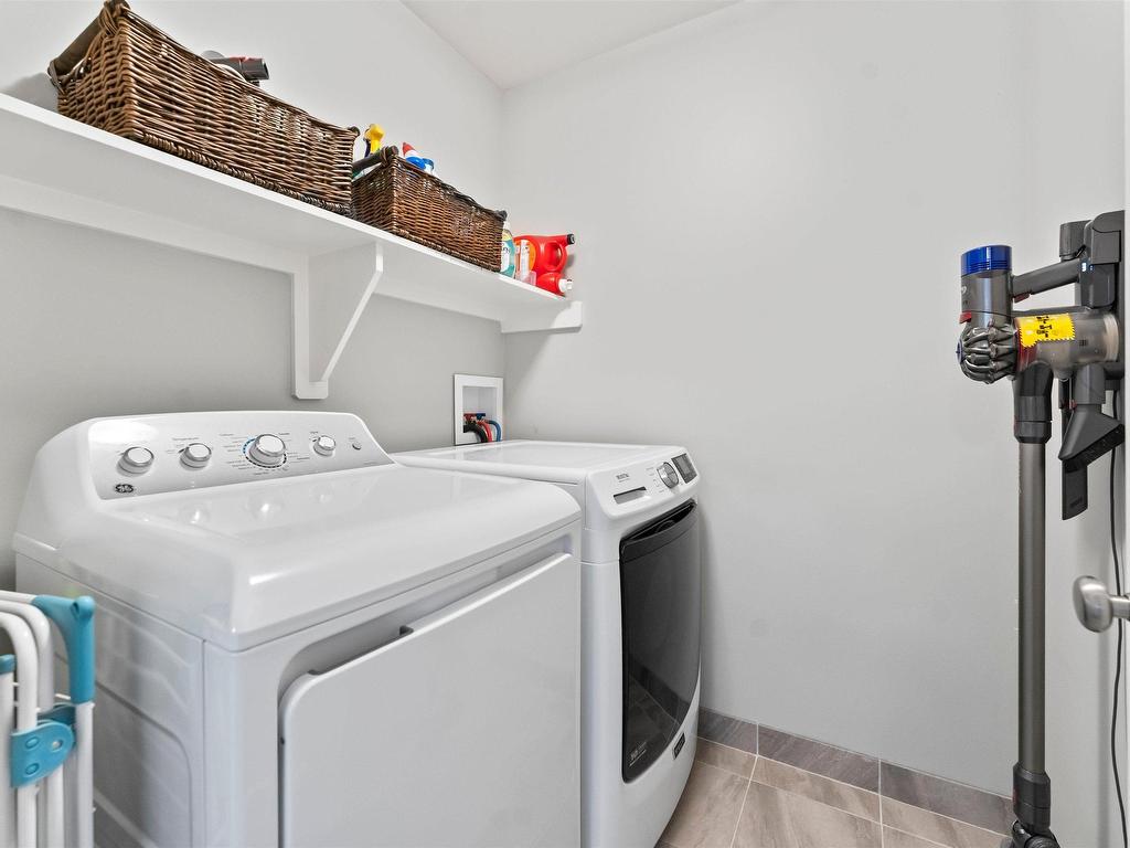 












24 Brick Lane

,
Halifax,




NS
B3P 0G4

