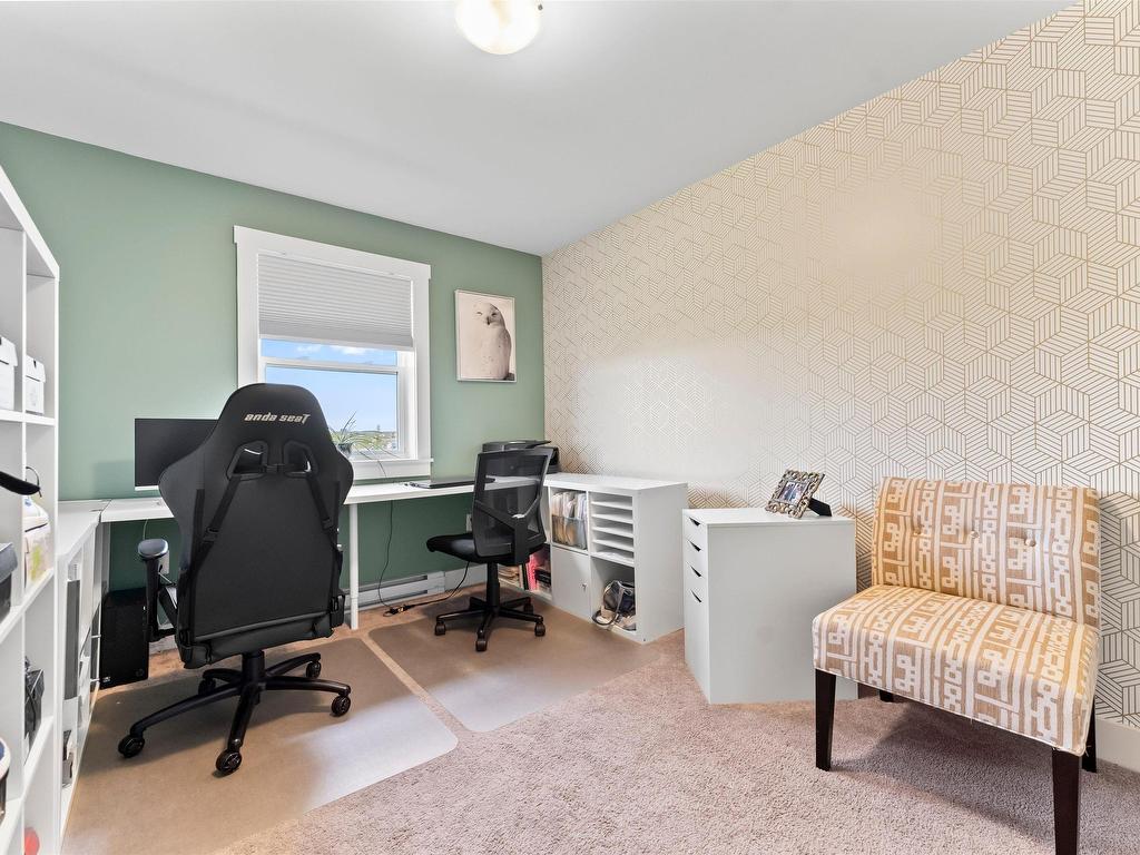












24 Brick Lane

,
Halifax,




NS
B3P 0G4

