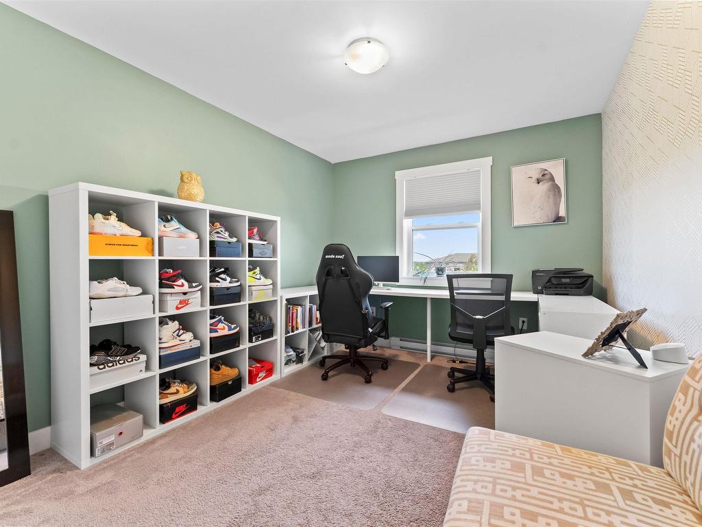 












24 Brick Lane

,
Halifax,




NS
B3P 0G4

