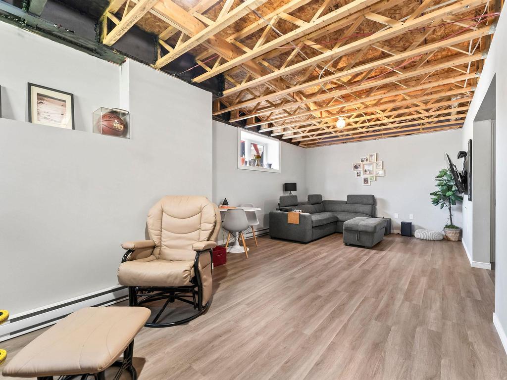 












24 Brick Lane

,
Halifax,




NS
B3P 0G4

