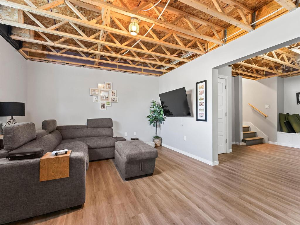 












24 Brick Lane

,
Halifax,




NS
B3P 0G4

