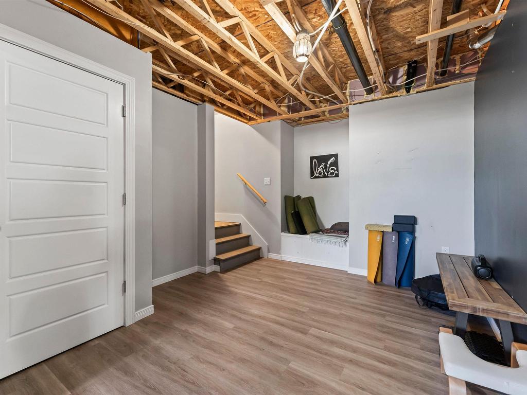 












24 Brick Lane

,
Halifax,




NS
B3P 0G4

