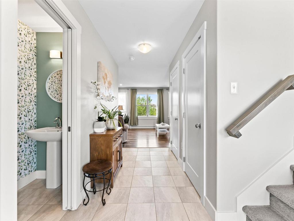 












24 Brick Lane

,
Halifax,




NS
B3P 0G4

