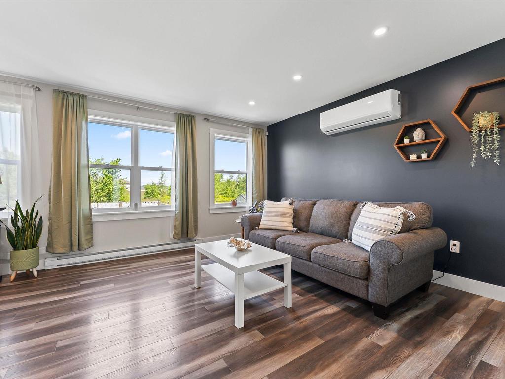 












24 Brick Lane

,
Halifax,




NS
B3P 0G4

