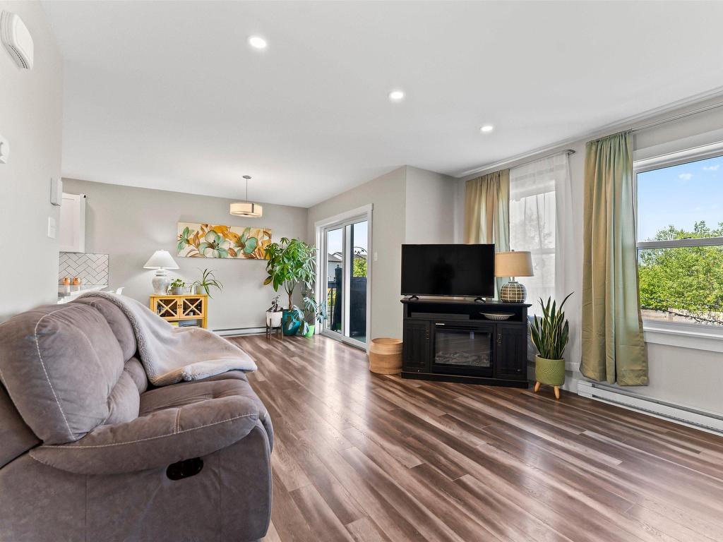 












24 Brick Lane

,
Halifax,




NS
B3P 0G4

