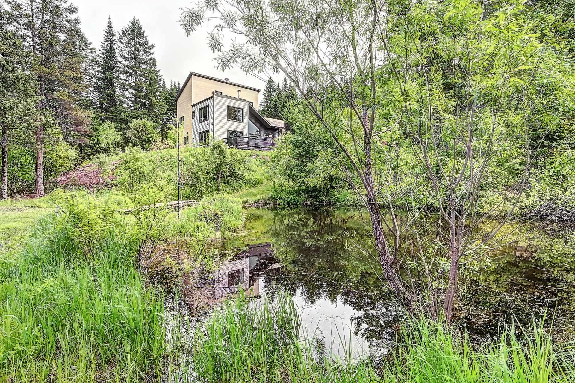 









339


Rue St-Louis

,
Sainte-Brigitte-de-Laval,




QC
G0A3K0

