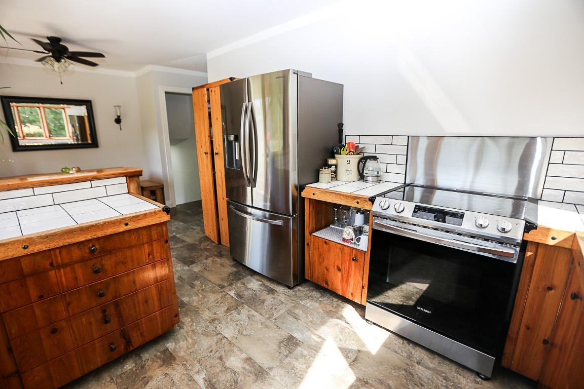 









1133


CAROLINE

Road,
Clearwater,




BC
V0E 1N0

