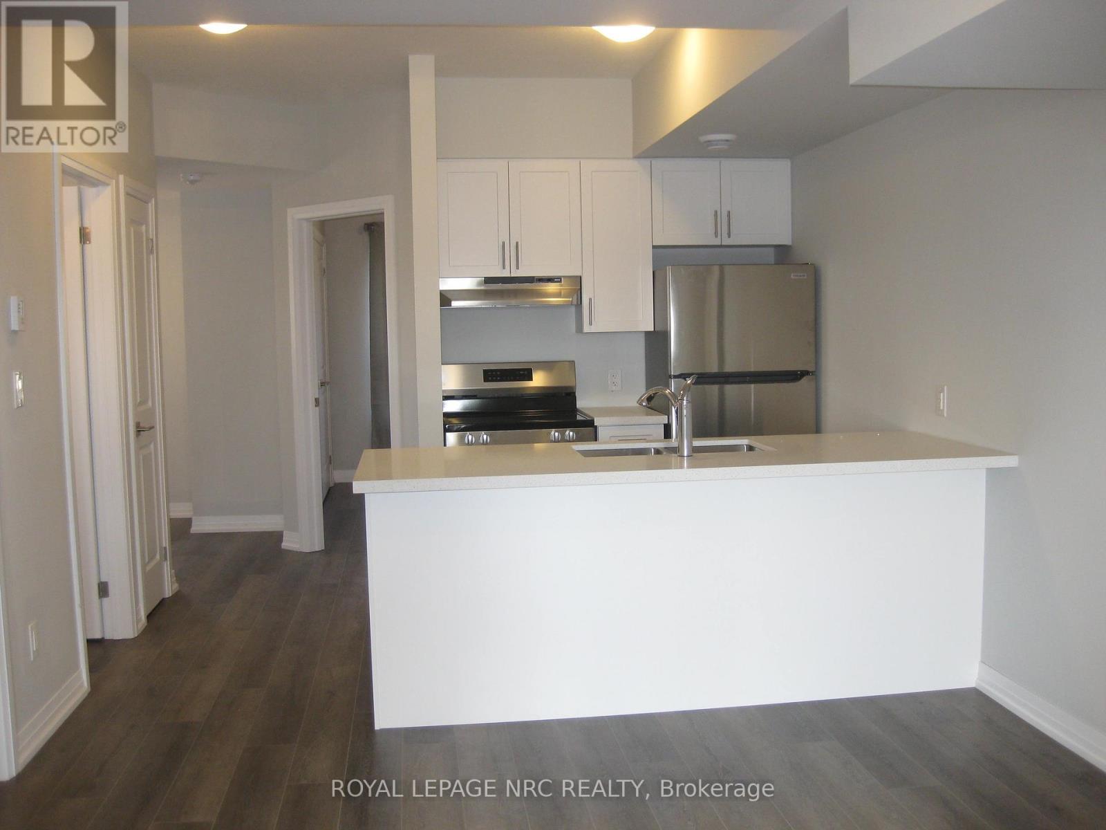 












68 - 6705 CROPP STREET

,
Niagara Falls (Morrison),




Ontario
L2E0C1

