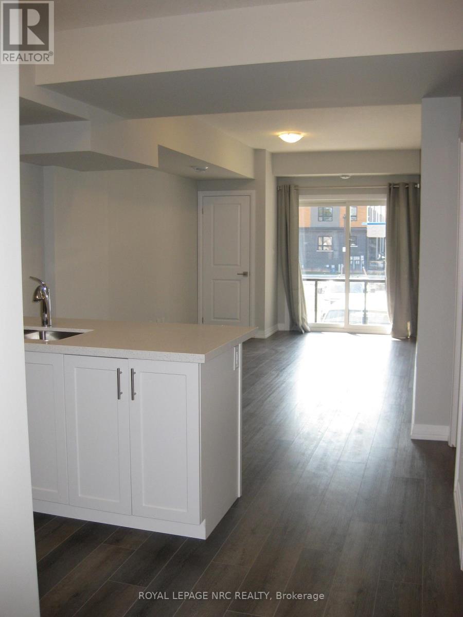 












68 - 6705 CROPP STREET

,
Niagara Falls (Morrison),




Ontario
L2E0C1

