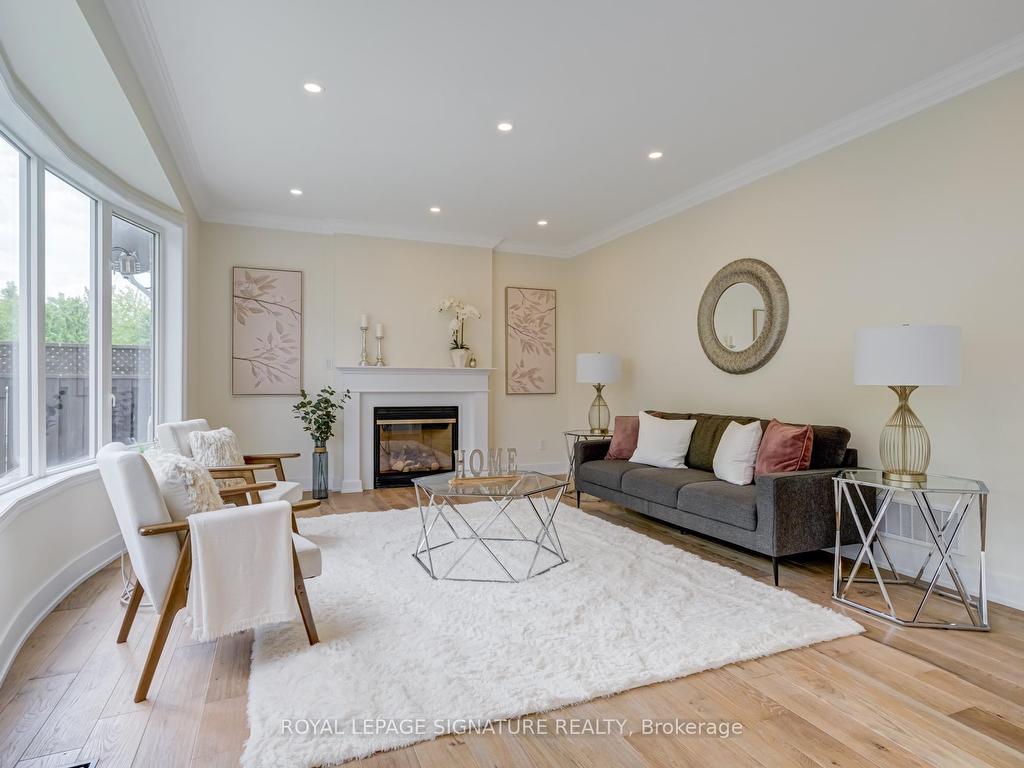 









854


Yates

Drive,
Milton,




ON
L9T 0E5

