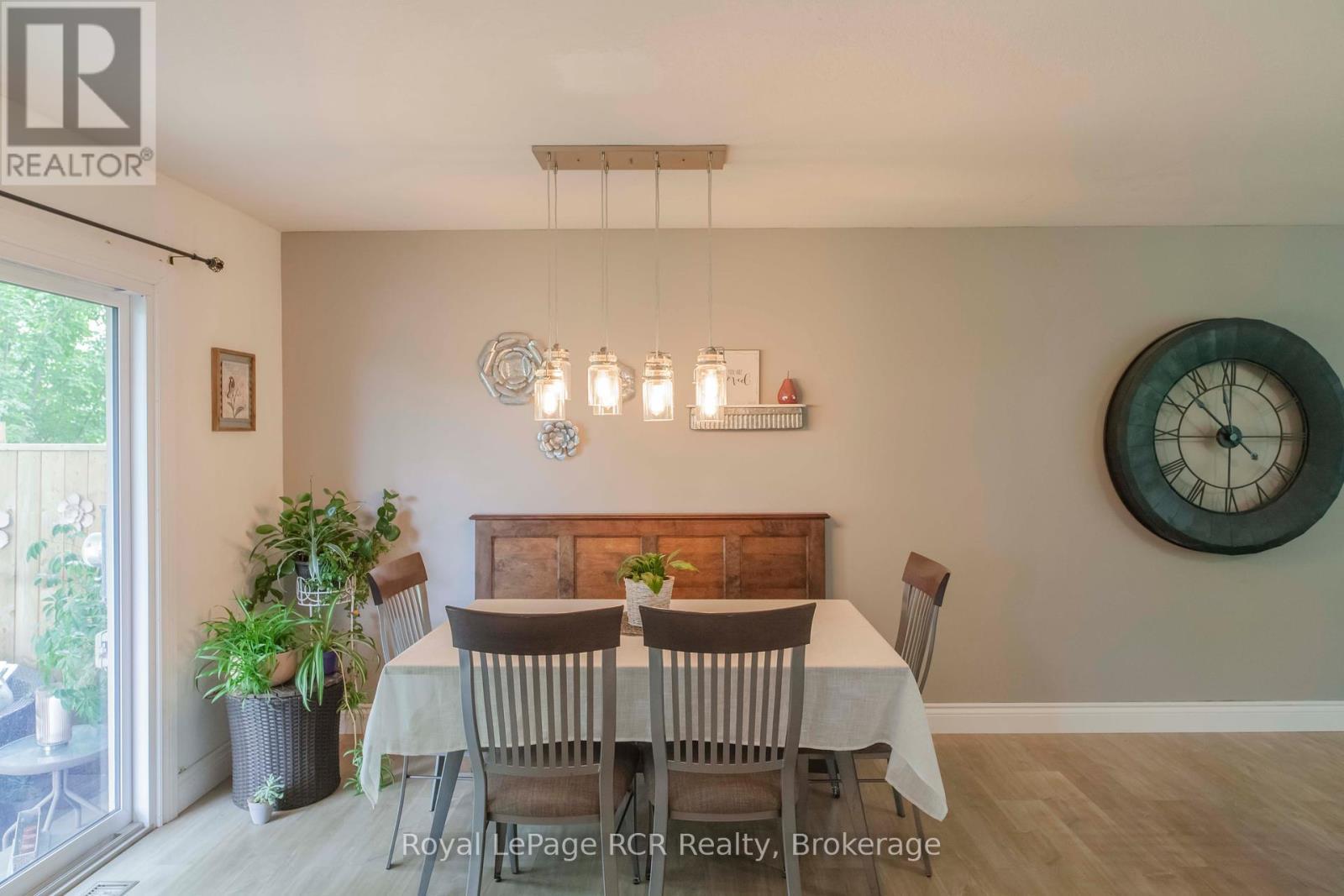 












202122 21 HIGHWAY

,
Georgian Bluffs,







Ontario
N4K5N7

