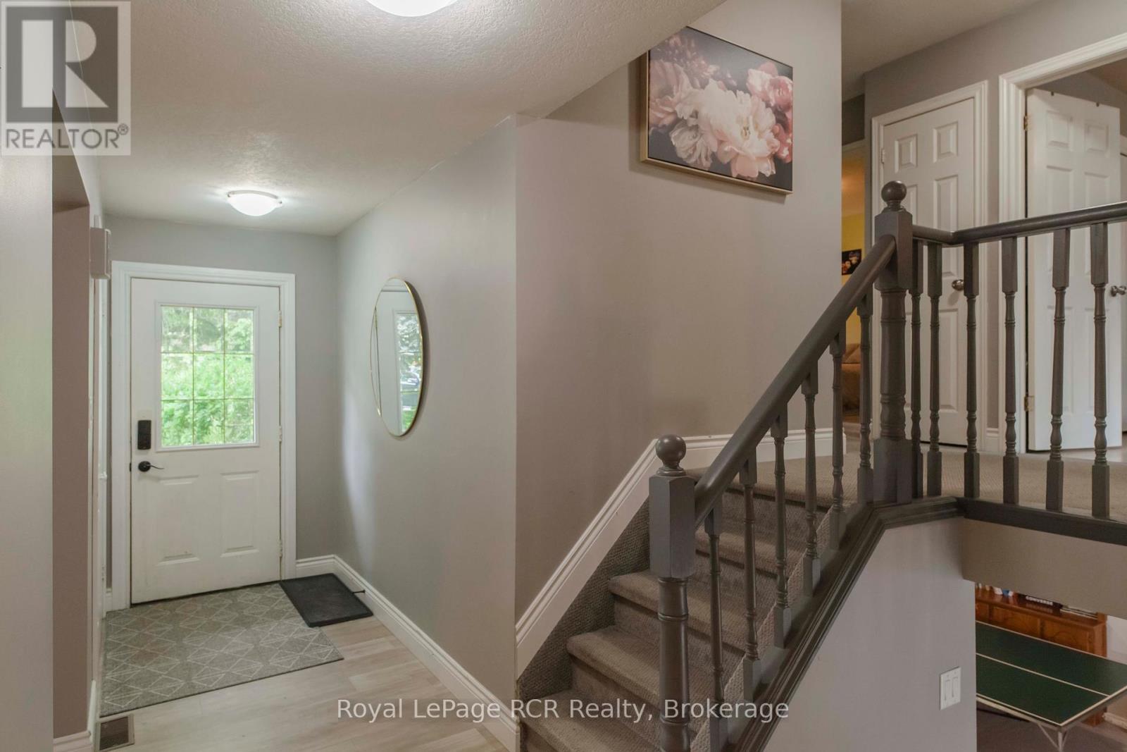 












202122 21 HIGHWAY

,
Georgian Bluffs,







Ontario
N4K5N7

