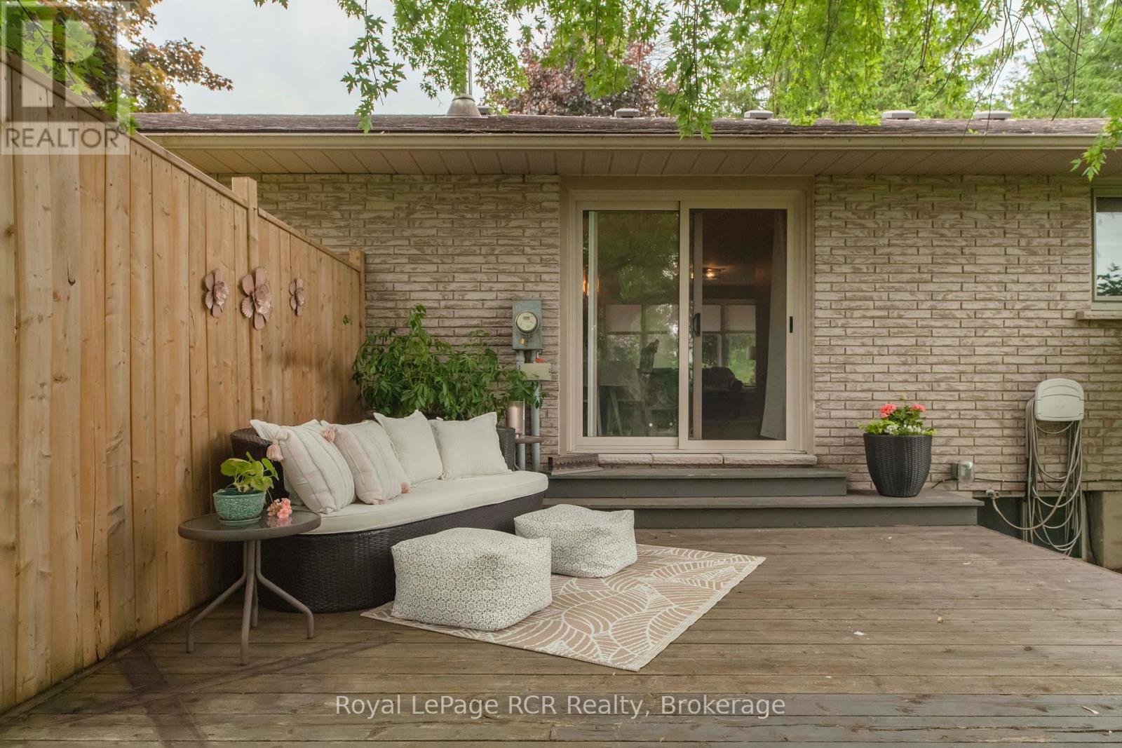 












202122 21 HIGHWAY

,
Georgian Bluffs,







Ontario
N4K5N7

