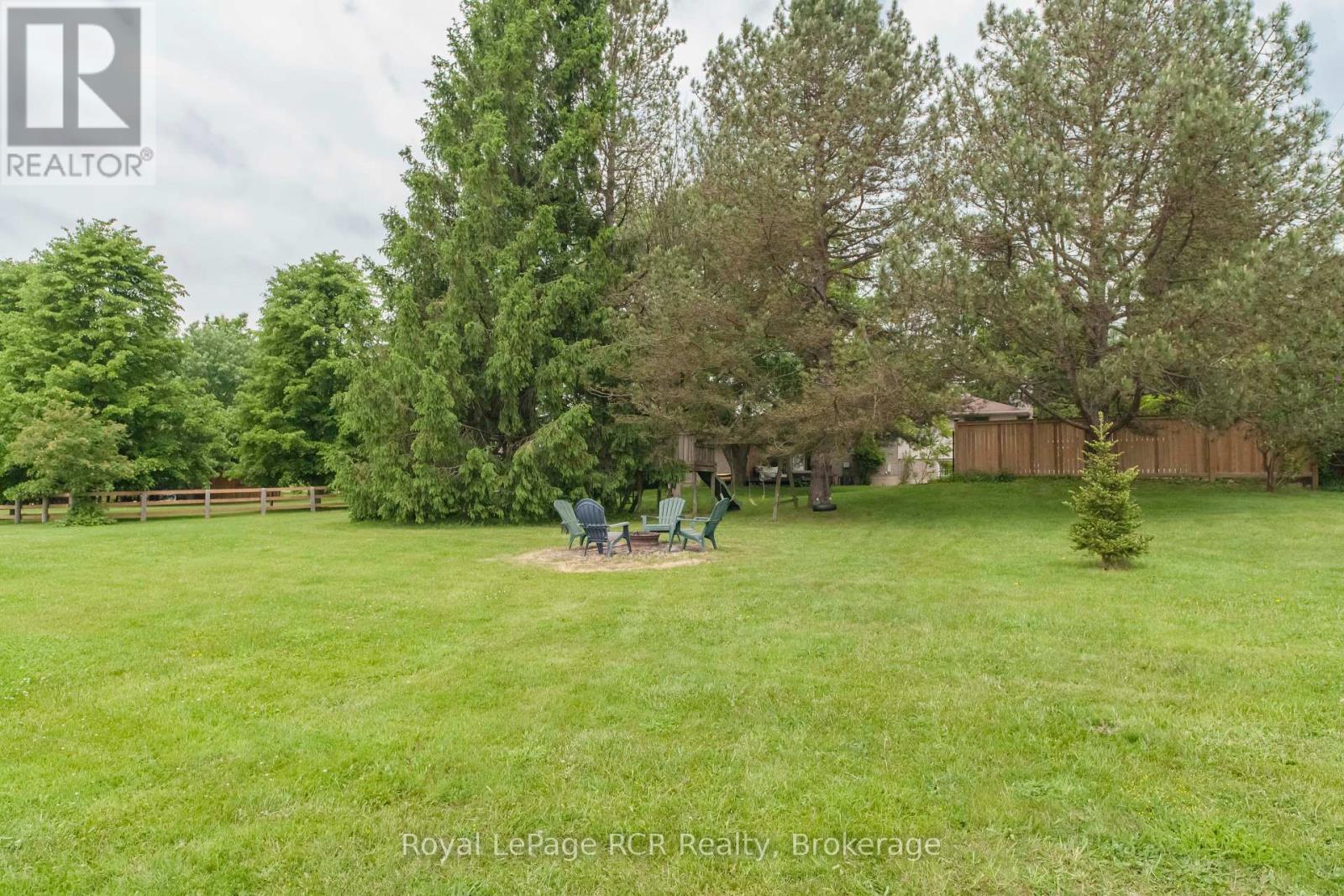 












202122 21 HIGHWAY

,
Georgian Bluffs,







Ontario
N4K5N7

