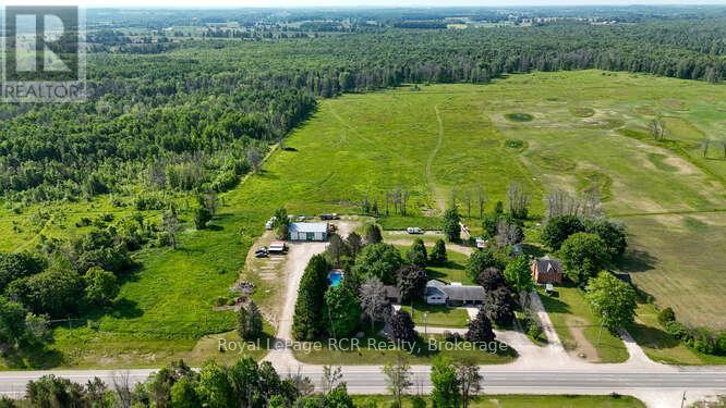 












202122 21 HIGHWAY

,
Georgian Bluffs,







Ontario
N4K5N7

