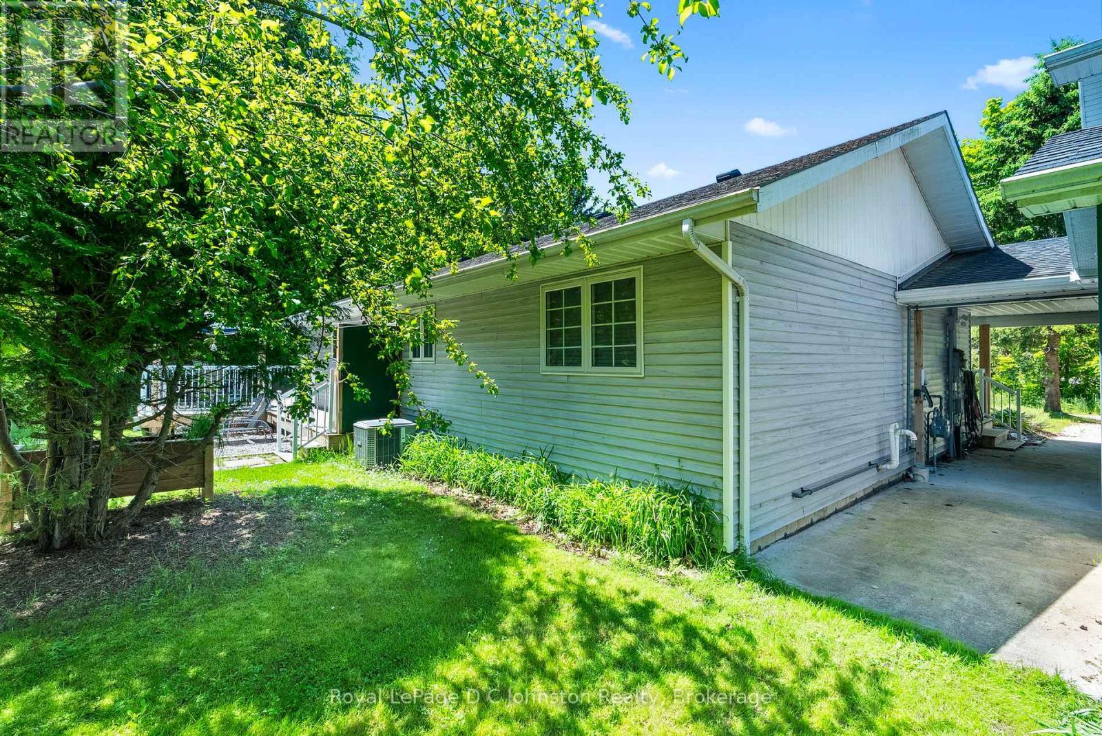












10 MITCHELL LANE

,
Saugeen Shores,




Ontario
N0H2C1

