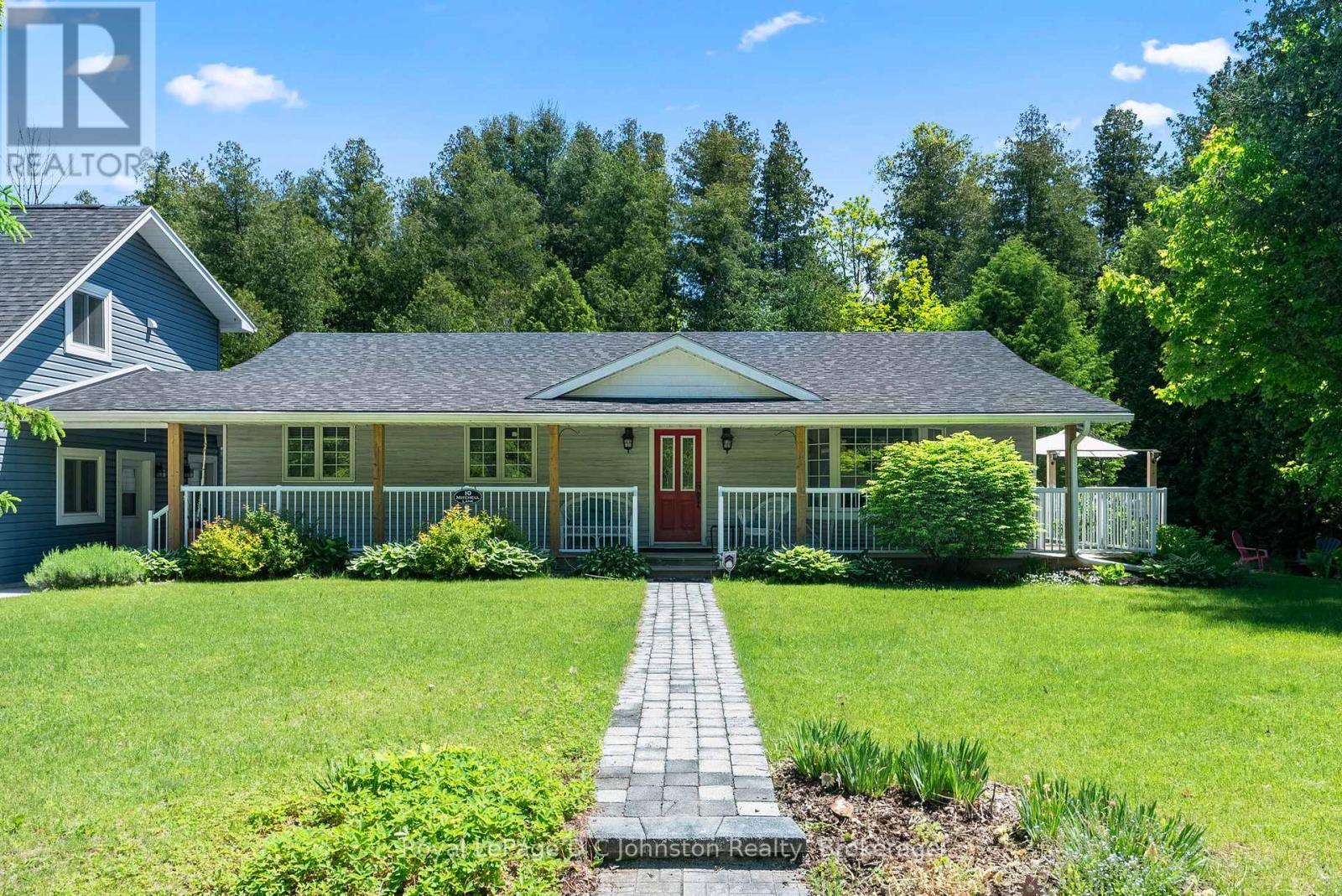 












10 MITCHELL LANE

,
Saugeen Shores,




Ontario
N0H2C1

