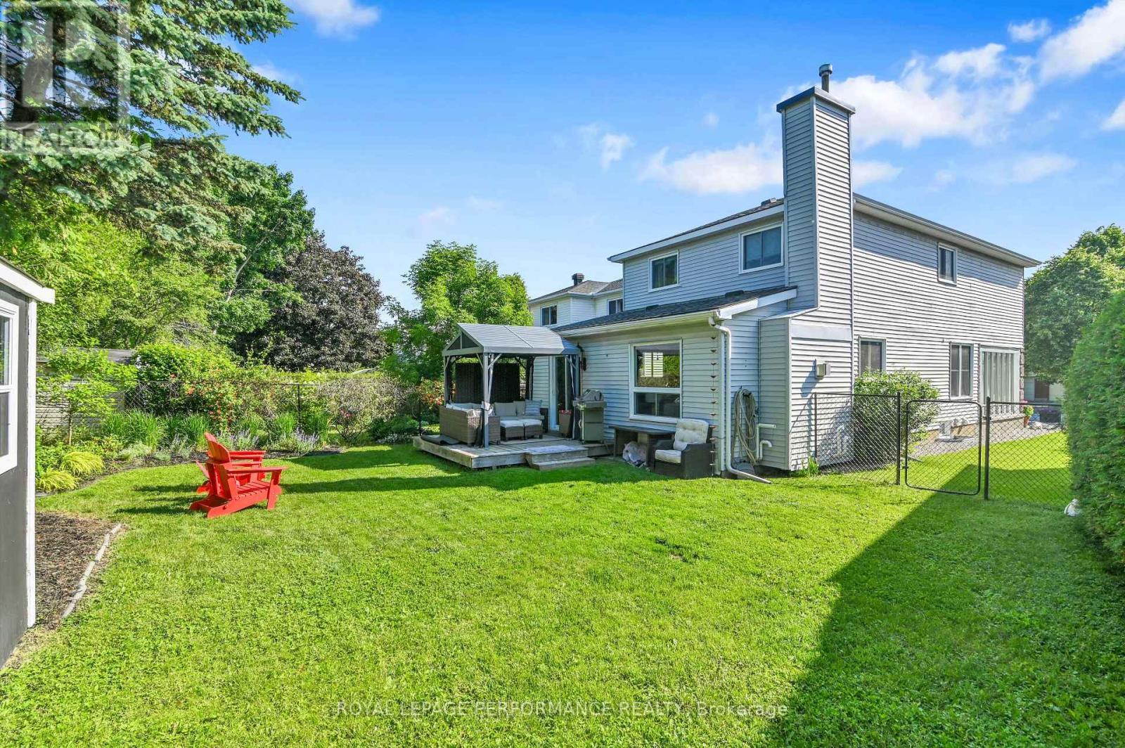 












135 ACKLAM TERRACE

,
Ottawa,




Ontario
K2K2J4

