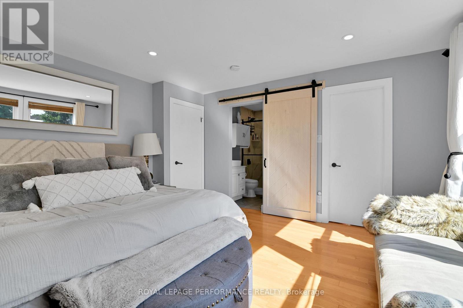 












135 ACKLAM TERRACE

,
Ottawa,




Ontario
K2K2J4

