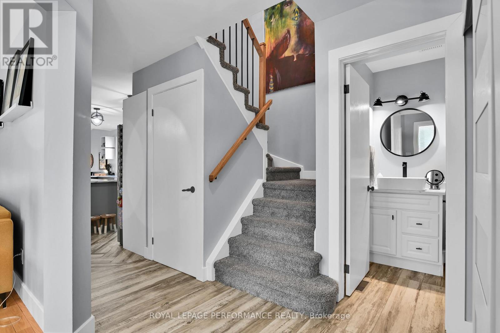 












135 ACKLAM TERRACE

,
Ottawa,




Ontario
K2K2J4

