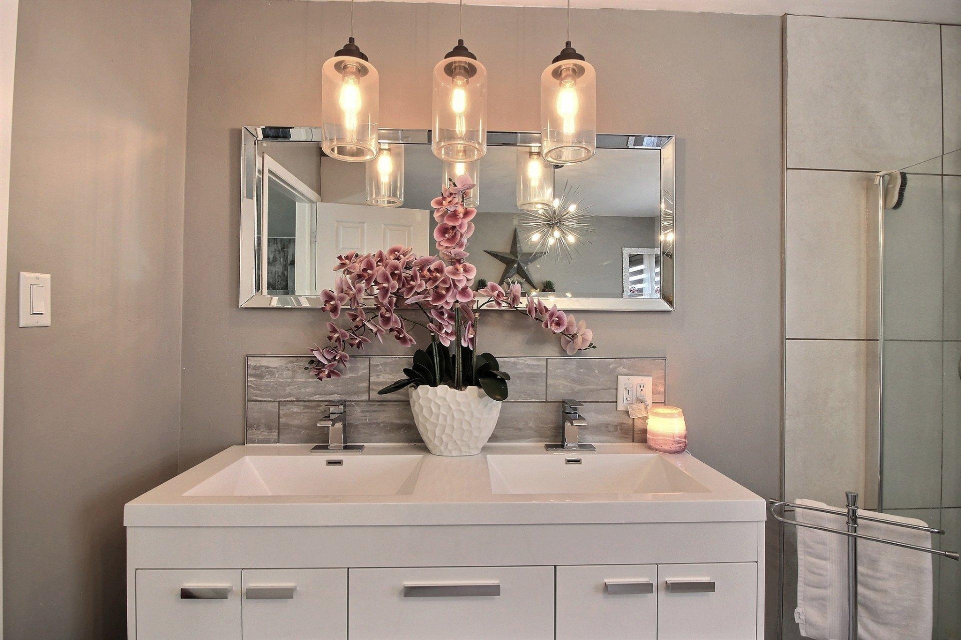 









1725


Route du Nord

,
Brownsburg-Chatham,




QC
J8G1E2


