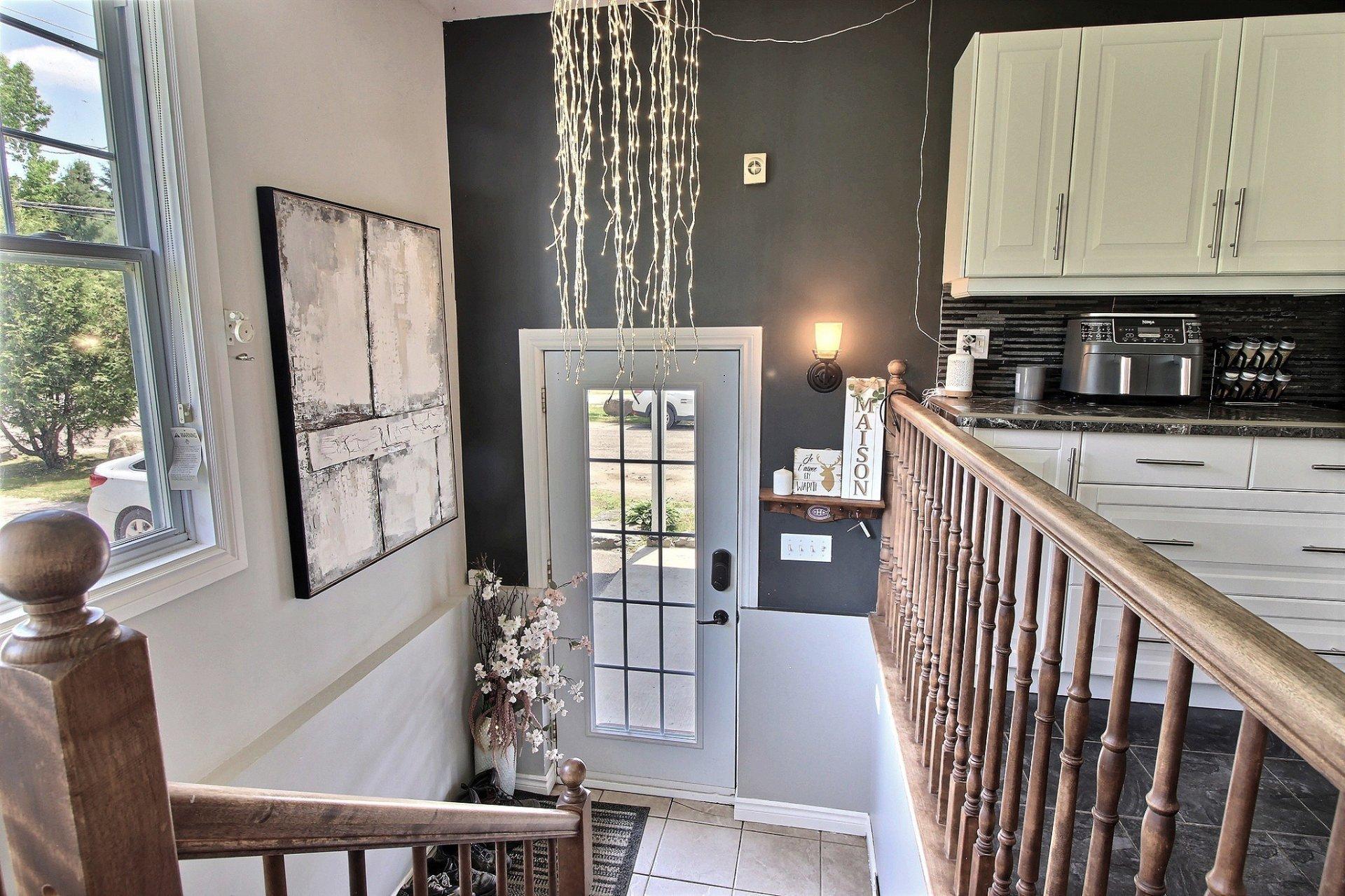 









1725


Route du Nord

,
Brownsburg-Chatham,




QC
J8G1E2

