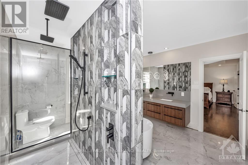 












32 ARGUE DRIVE

,
Ottawa,




Ontario
K2E6S1

