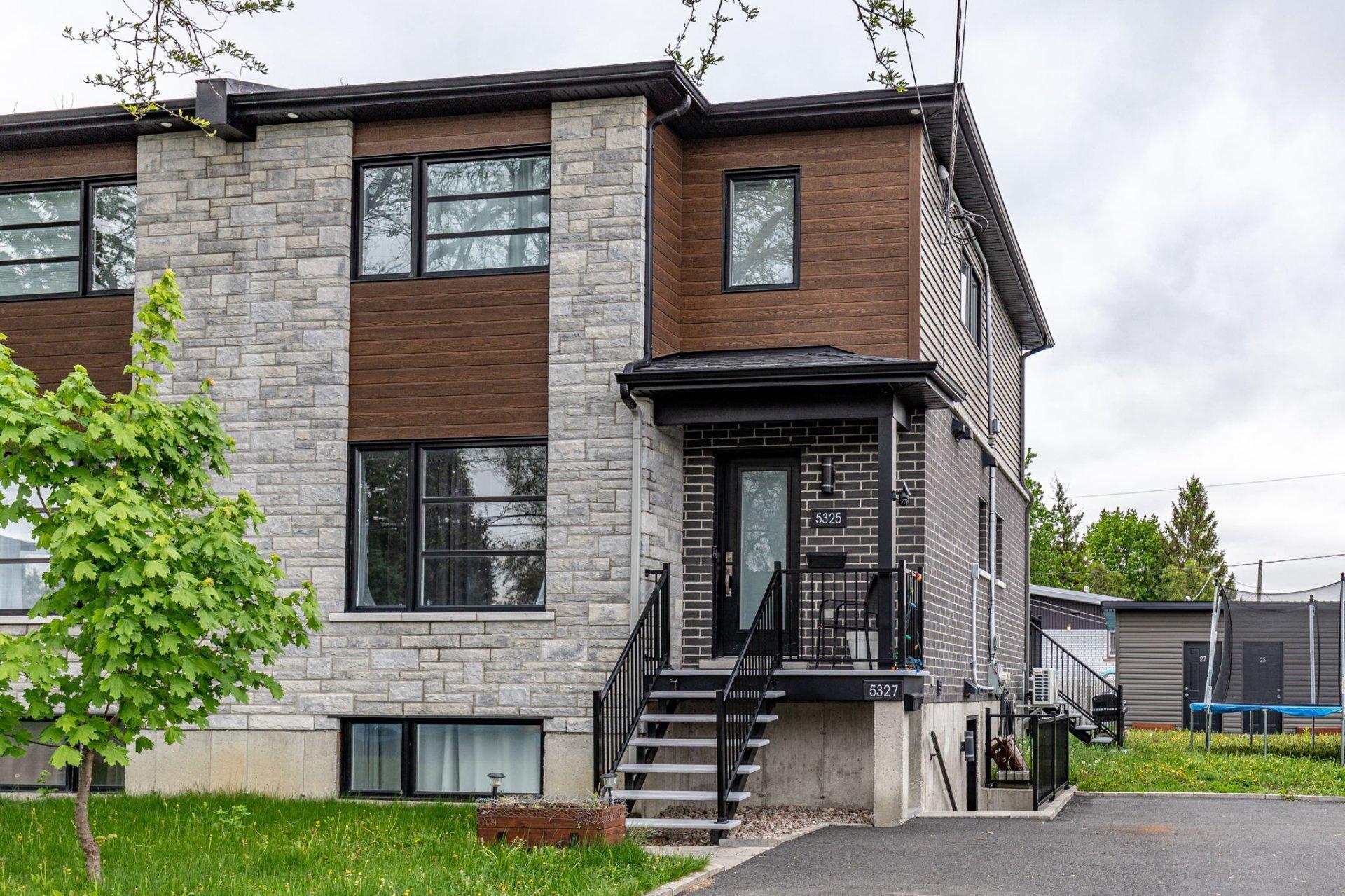 









5325

 - 5327


Rue Baillargeon

,
Longueuil (Saint-Hubert),




QC
J3Y2A9

