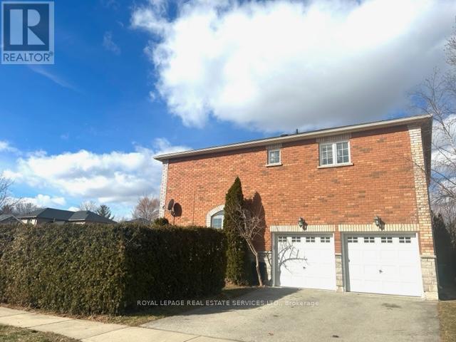 












301 MOHAWK STREET

,
Oakville,




Ontario
L6L6P9

