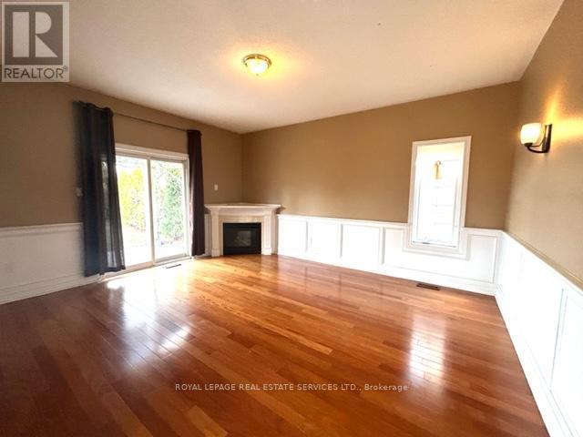 












301 MOHAWK STREET

,
Oakville,




Ontario
L6L6P9

