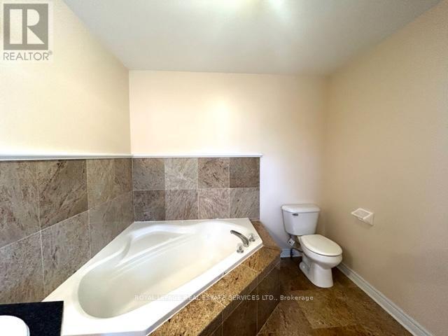 












301 MOHAWK STREET

,
Oakville,




Ontario
L6L6P9

