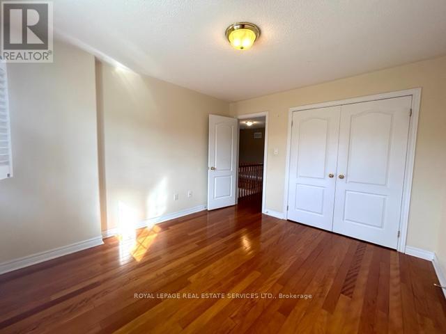 












301 MOHAWK STREET

,
Oakville,




Ontario
L6L6P9

