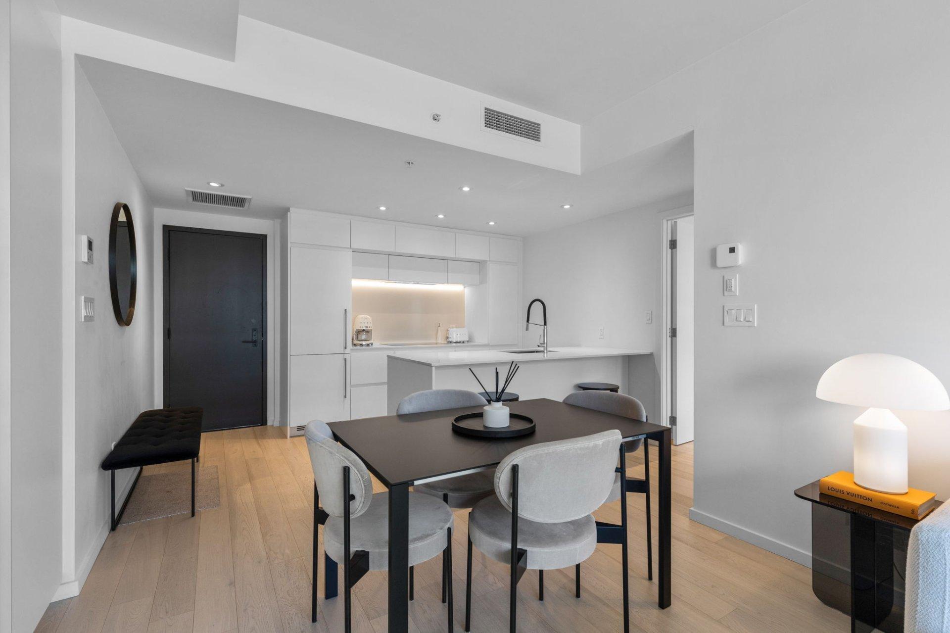 









1616


Rue des Bassins

, 731,
Montréal (Le Sud-Ouest),




QC
H3J0C3

