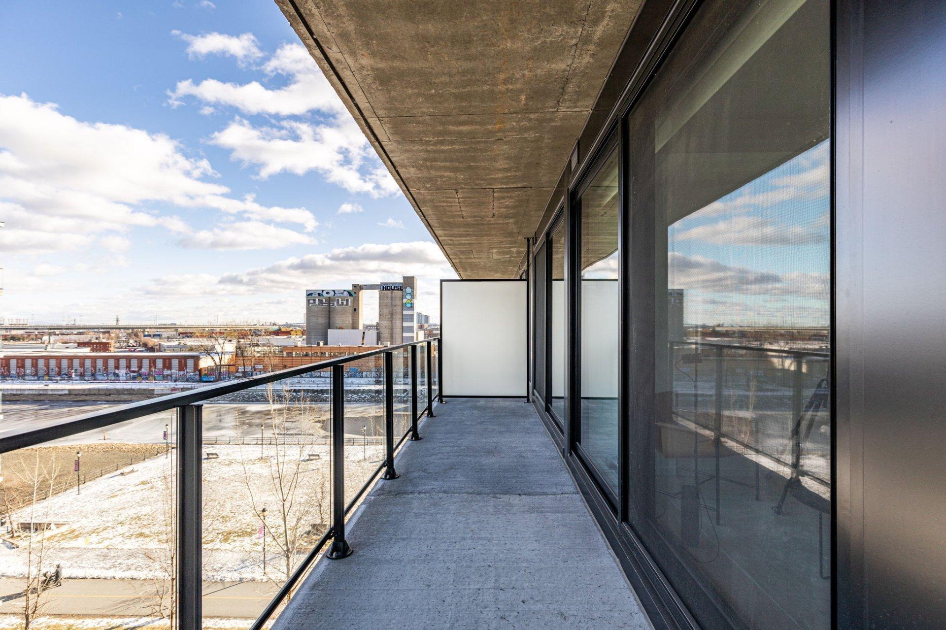 









1616


Rue des Bassins

, 731,
Montréal (Le Sud-Ouest),




QC
H3J0C3

